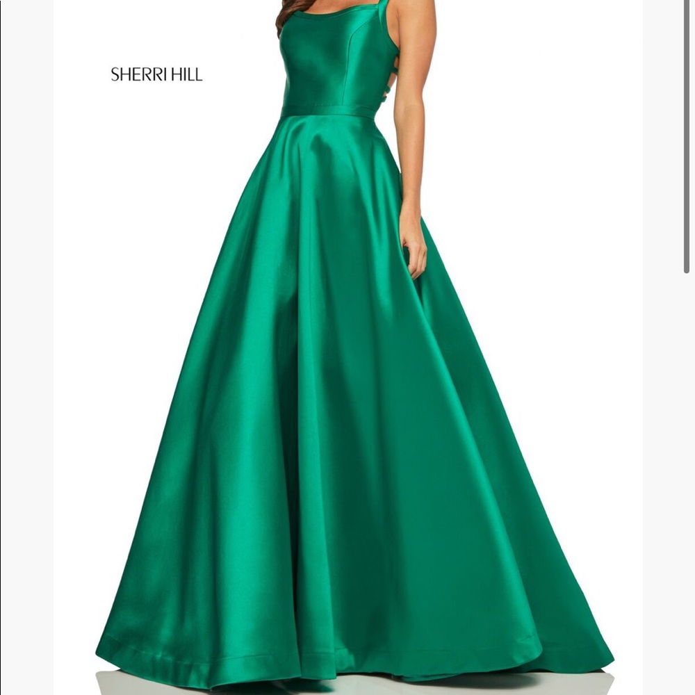 Sherri Hill Prom Dress